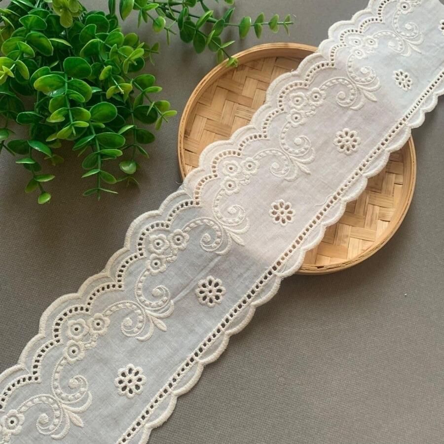10 5 cm breed beige 2 yards
