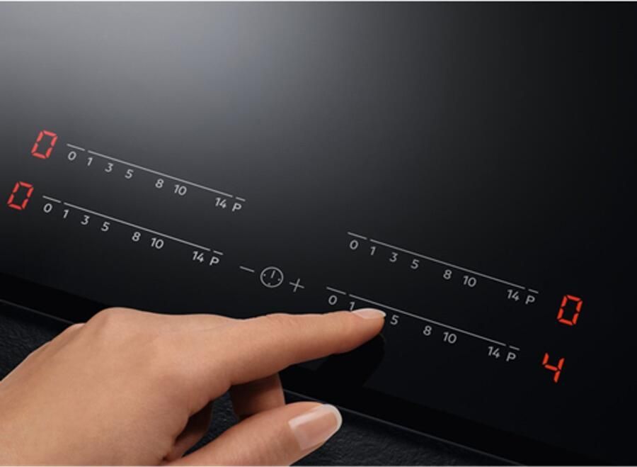 AEG IKE84445XB kookplaat Zwart Roestvrijstaal Ingebouwd 80 cm Inductiekookplaat zones 4 zone(s)