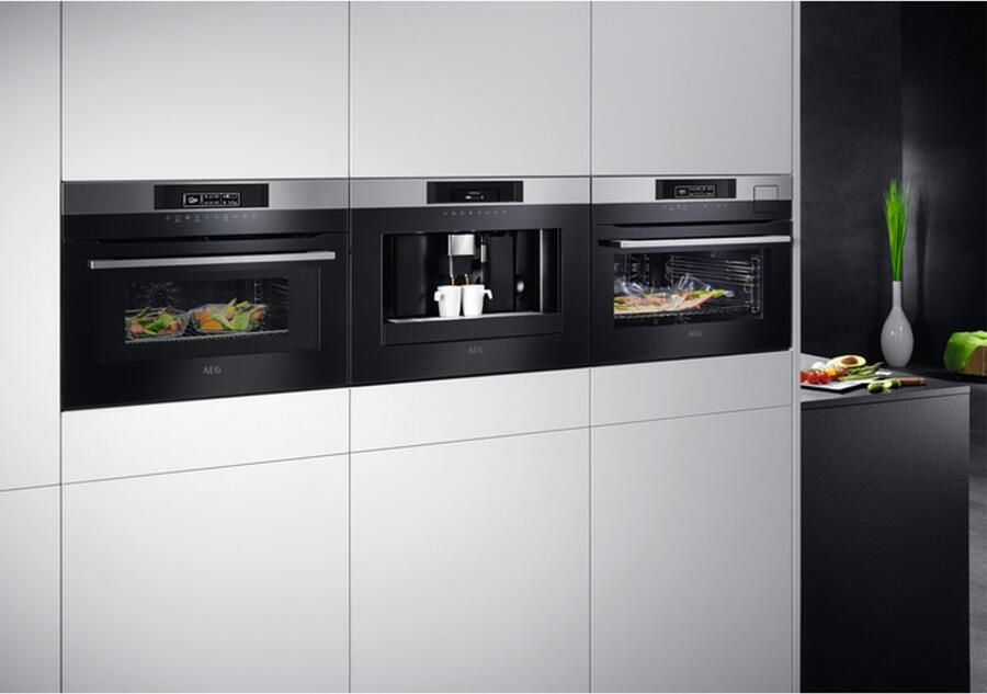 AEG KMK761000W Klein Elektrische oven 43 l 43 l 30 230 °C 1900 W