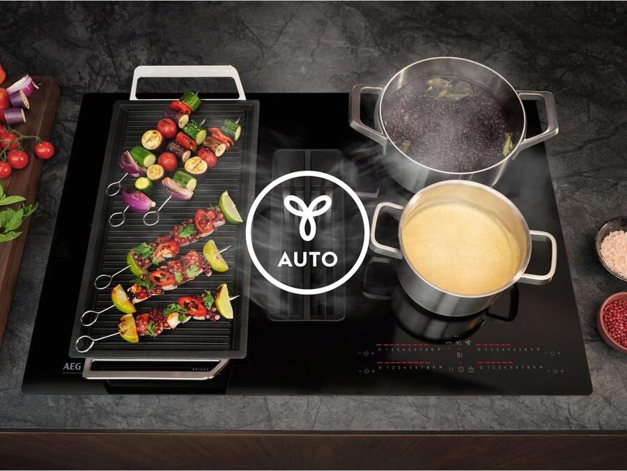 AEG TH84CB03FB Zwart Ingebouwd 80 cm Inductiekookplaat zones 5 zone(s) Inbouw afzuigkap - Foto 2