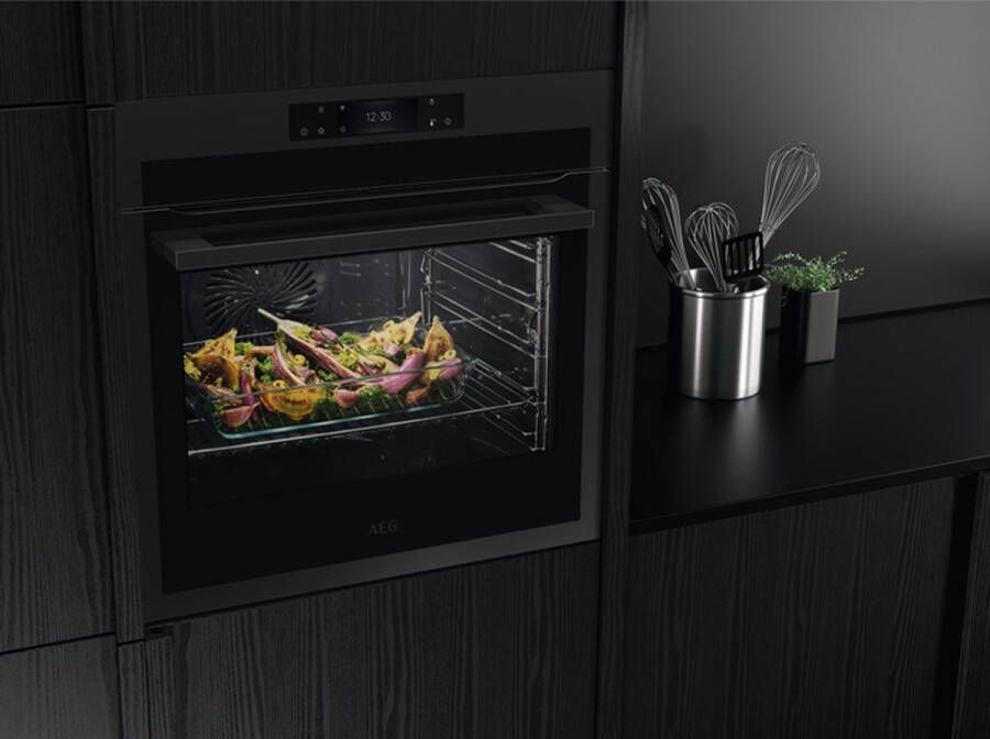 AEG Series 8000 BPE748380T Middelmaat Elektrische oven 71 l 71 l Met ventilator 30 300 °C - Foto 4