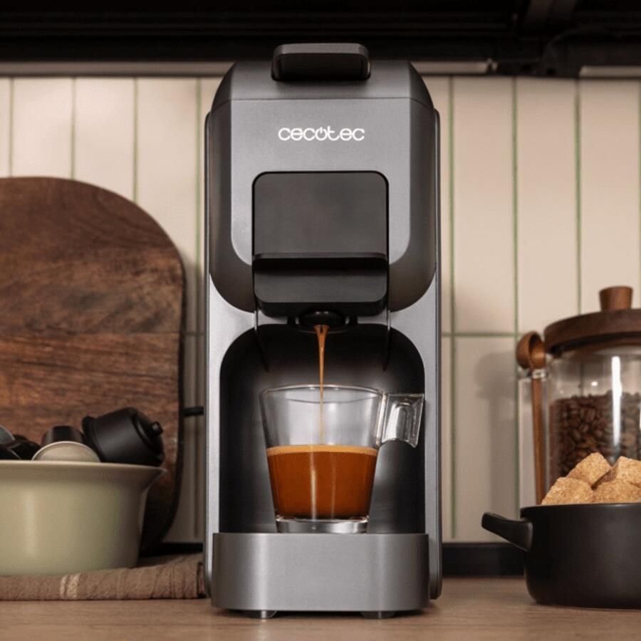Cecotec Kapselmaschine Freestyle Compact Black. 1350W Thermoblock-Heizung Forcearoma-Technologie 20 Bar 4-in-1 Espresso-Maschine. Geeignet für gemahlenen Kaffee Dolce Gusto Nespresso und K-Fee
