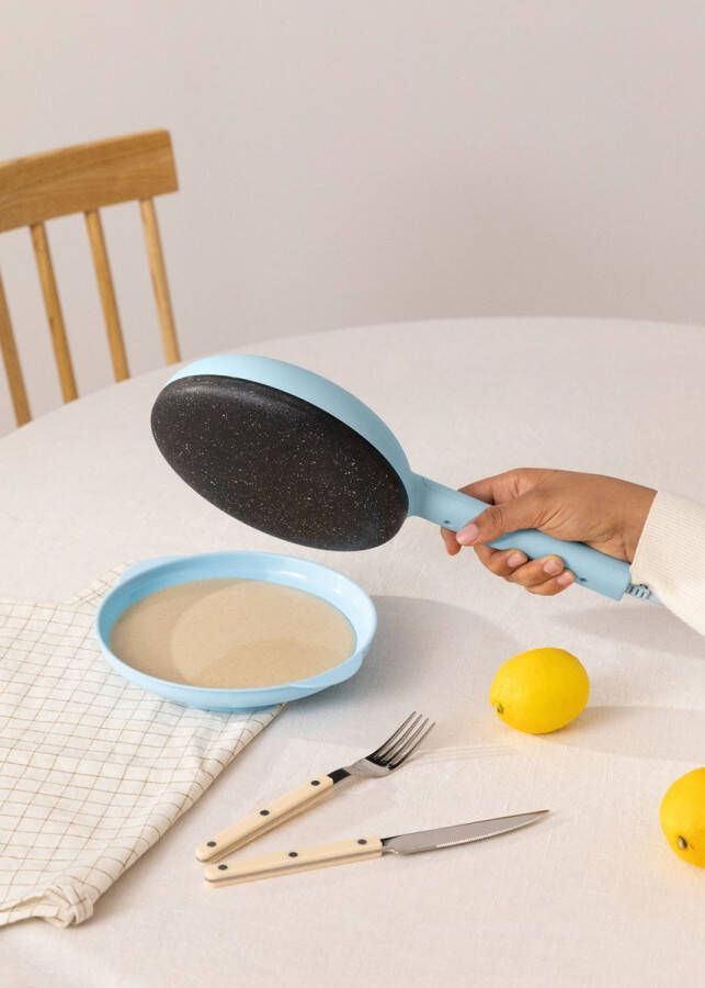 Create Crêpe maker-Pastel blauw- zonder olie of vet- Antislipbodem en antiaanbaklaag CREPE MAKER