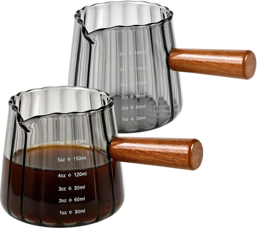 2 koffiekopjes van glas 180 ml met houten handvat