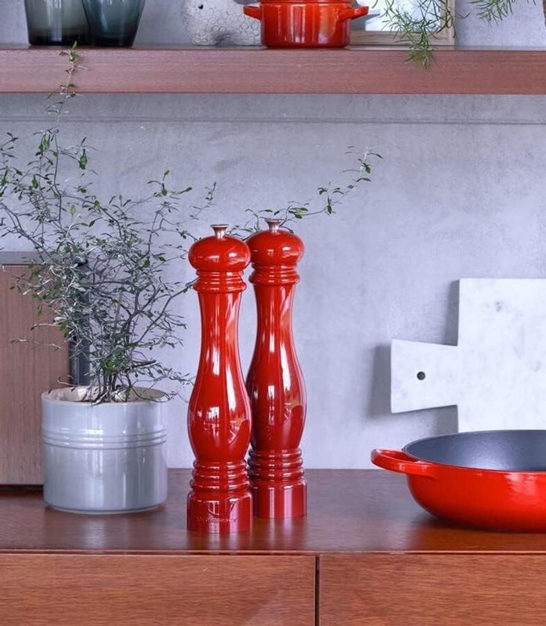 Creuset Klassieke verstelbare zoutmolen groot spaanbestendig ABS-kunststof corrosiebestendig 518 gram kersenrood