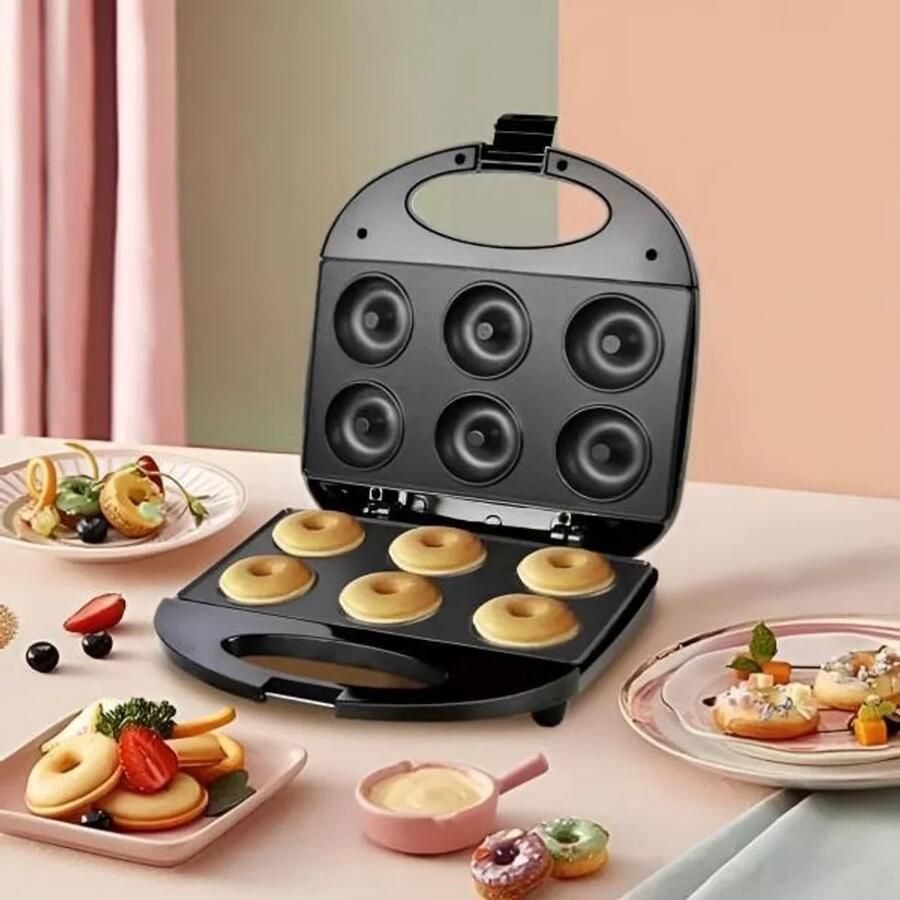 Donutmaker met antiaanbaklaag 750W afmetingen 22 x 23 x 5 cm dubbelzijdig bakken compacte donutmaker