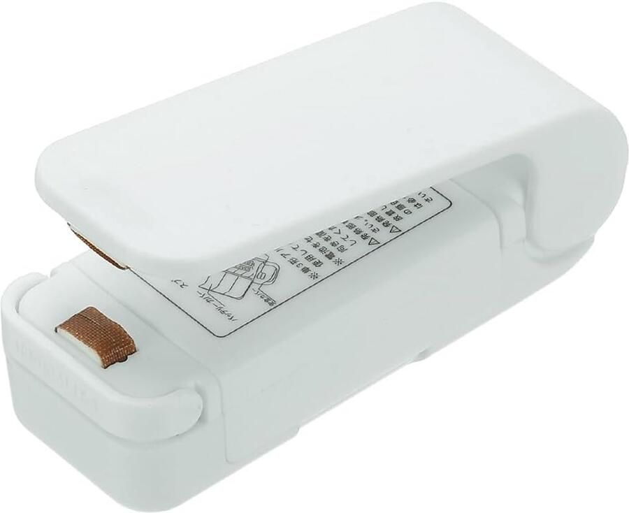 Draagbare mini-sealmachine draagbare vacuümsealer voor voedsel magnetische mini-zaksealer voor plastic zakken voor het bewaren van snacks wit