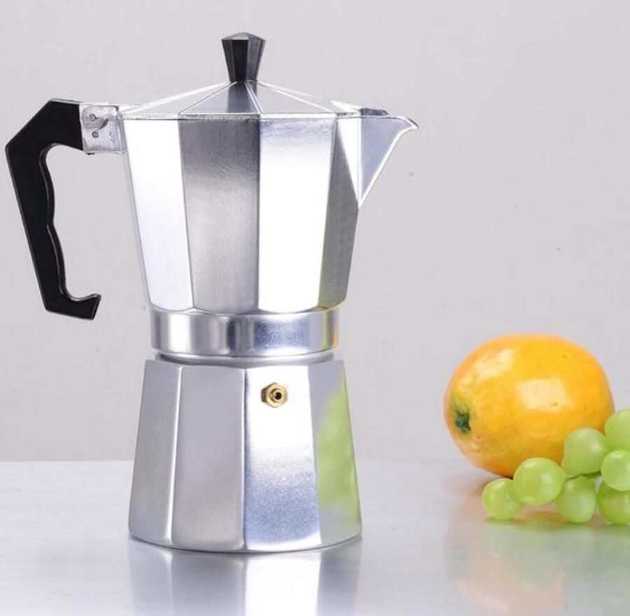 Espresso machine voor 3 kopjes koffie (150 ml) van aluminium ideaal voor thuisgebruik en barista-stijl koffiezetten