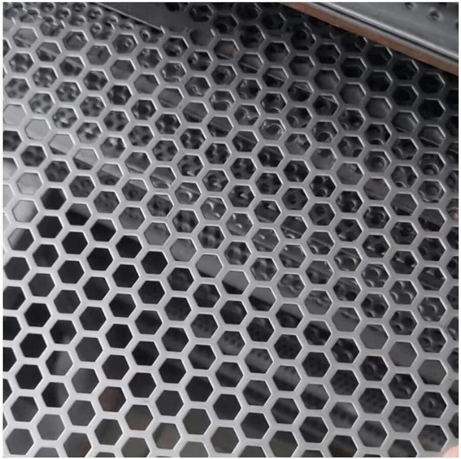 Geperforeerd RVS Plaat Metaalgaas Ventilatie Barbecue Ventilatie 6mm Opening 8mm Tussenruimte 25x35 cm Zilver
