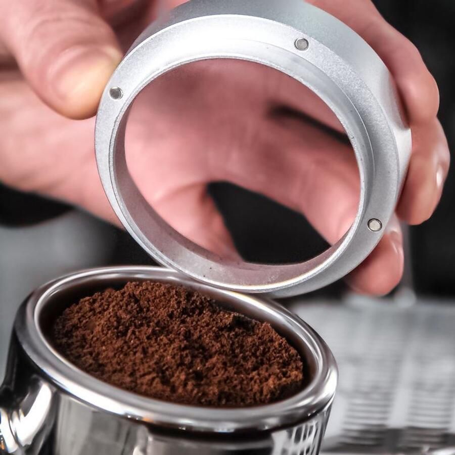 Geschikt voor Moudans koffiemachines Magnetische anti-spatring Poederopvangring Zilver 53 mm Poederverdeler Doseerring om morsen te voorkomen
