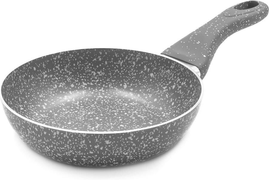 Gietaluminium Antiaanbakpan 20 cm Soft Touch Handgreep Vetvrij Koken Geschikt Voor Alle Warmtebronnen Italiaanse Kwaliteit