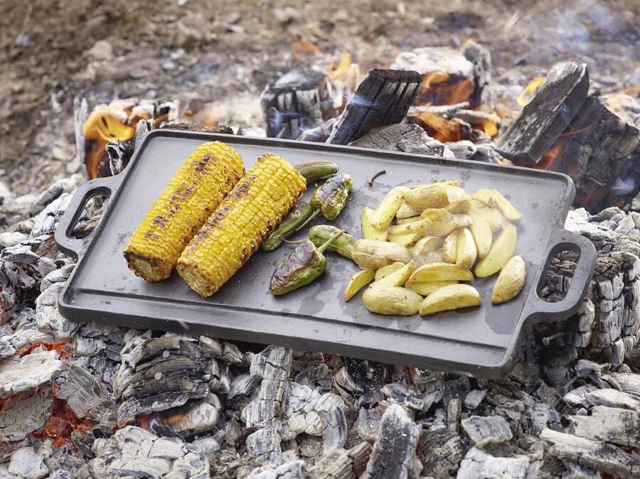Gietijzeren grillplaat met grillstroken 2-in-1 multifunctioneel en duurzaam