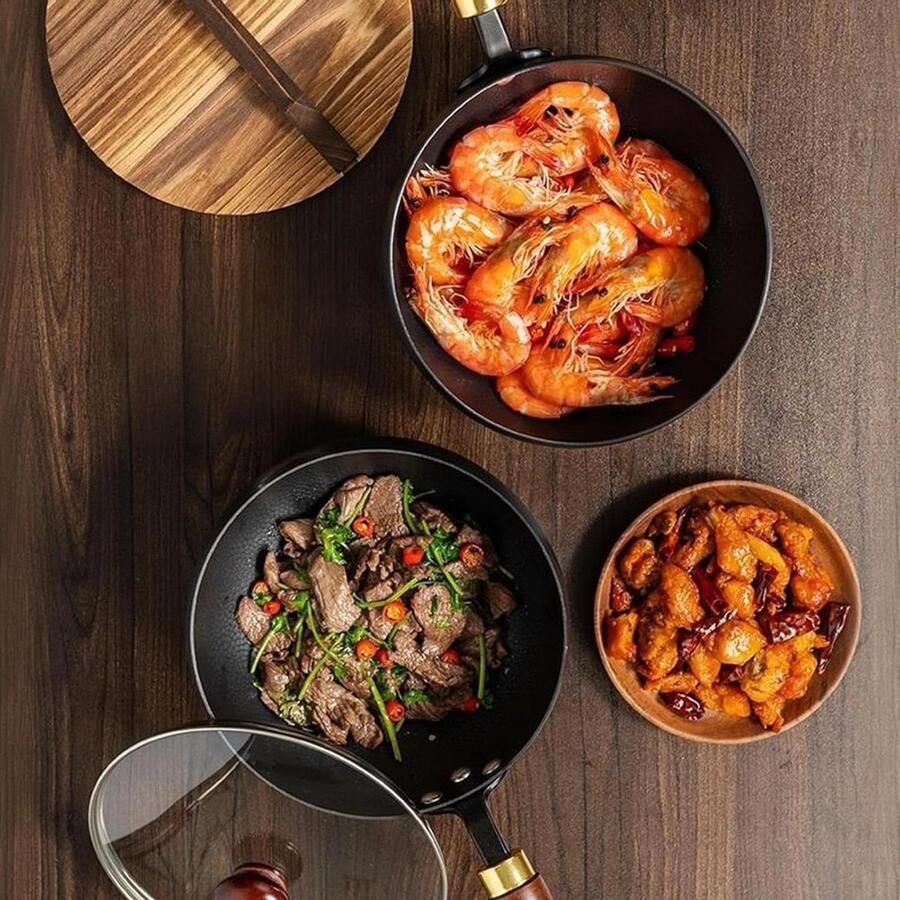 Gietijzeren Wok Handgesmeed Pannenset Traditioneel Koken Ongecoat Natuurlijk 24 cm Diameter Zwart