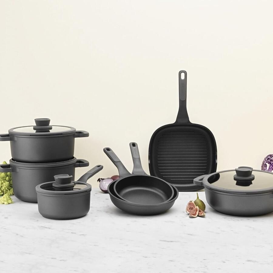 Grillpan Stone+ Koekenpan Sauteren Braden Grillen Recycled Materiaal Steen Coating 26cm Rond Zwart