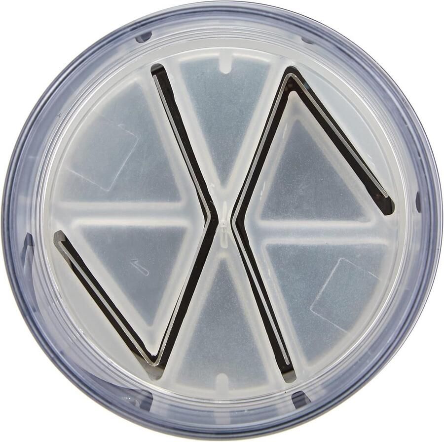 Hakmolen met kom voor het bereiden van gerechten