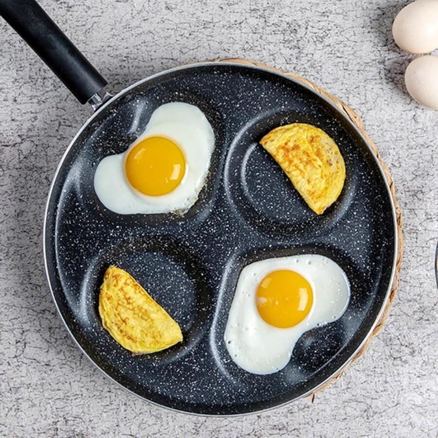 Koekenpan met 4 gaten Omeletpan Ontbijtpan Ontbijt maken Antiaanbaklaag 24 cm Hartvorm