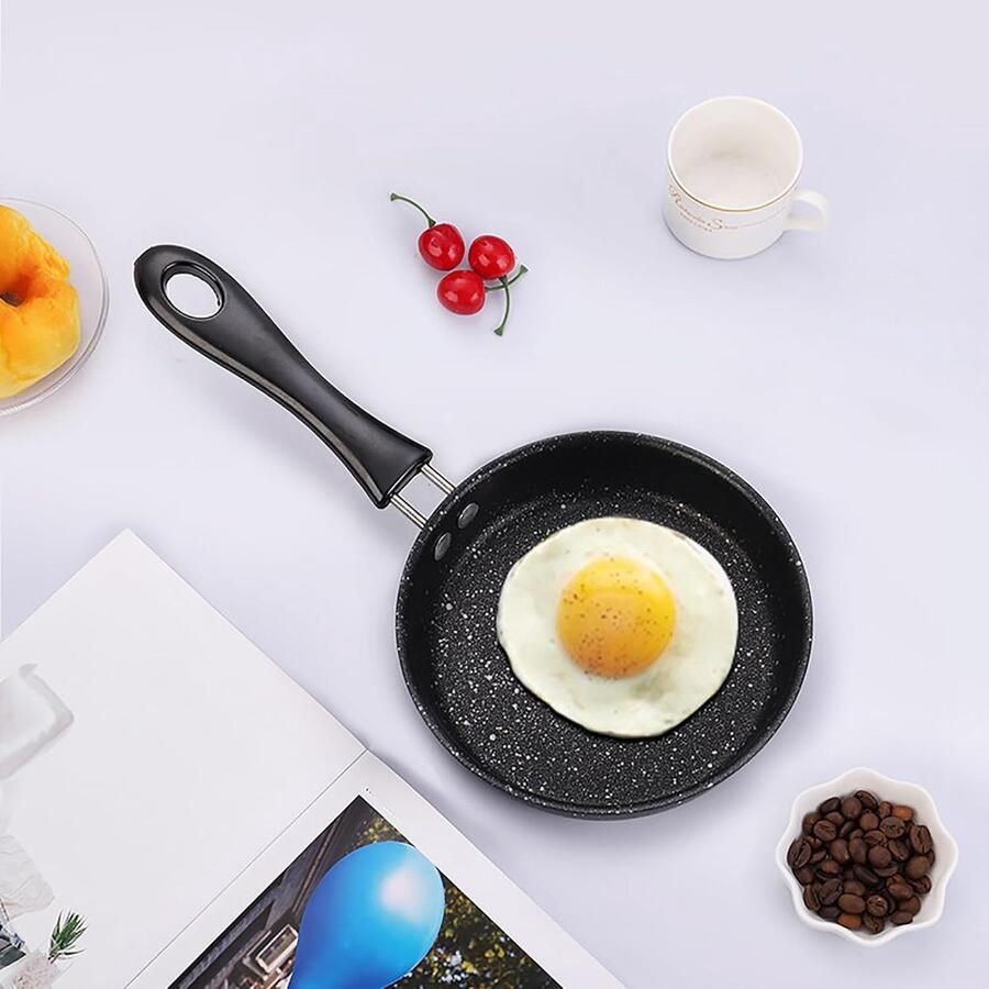 Koekenpan met Antiaanbaklaag Omeletpan Gietijzer Eieren Bakken Gelijkmatige Verwarming 3.5 liter Zwart