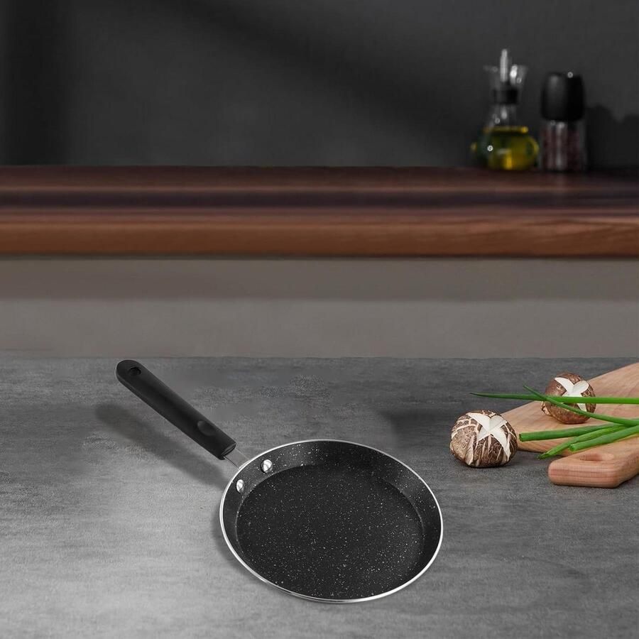 Koekenpan Pannenkoekpan Crepepan Ontbijt Maken Niet Gecoat 18 cm Zwart