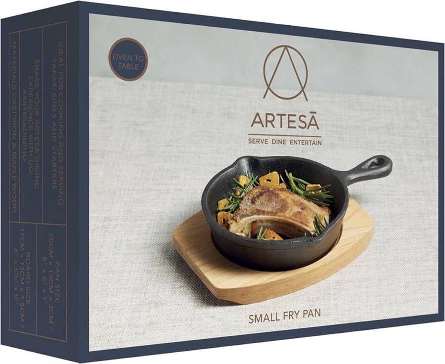 Mini gietijzeren koekenpan met houten serveerplank voor fajita's BBQ omelet en tapas