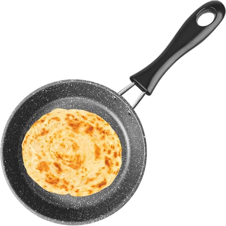 Mini Koekenpan Omelet Pan Ontbijt Maken Voor Alle Hittebronnen 14 cm Diameter Zwart