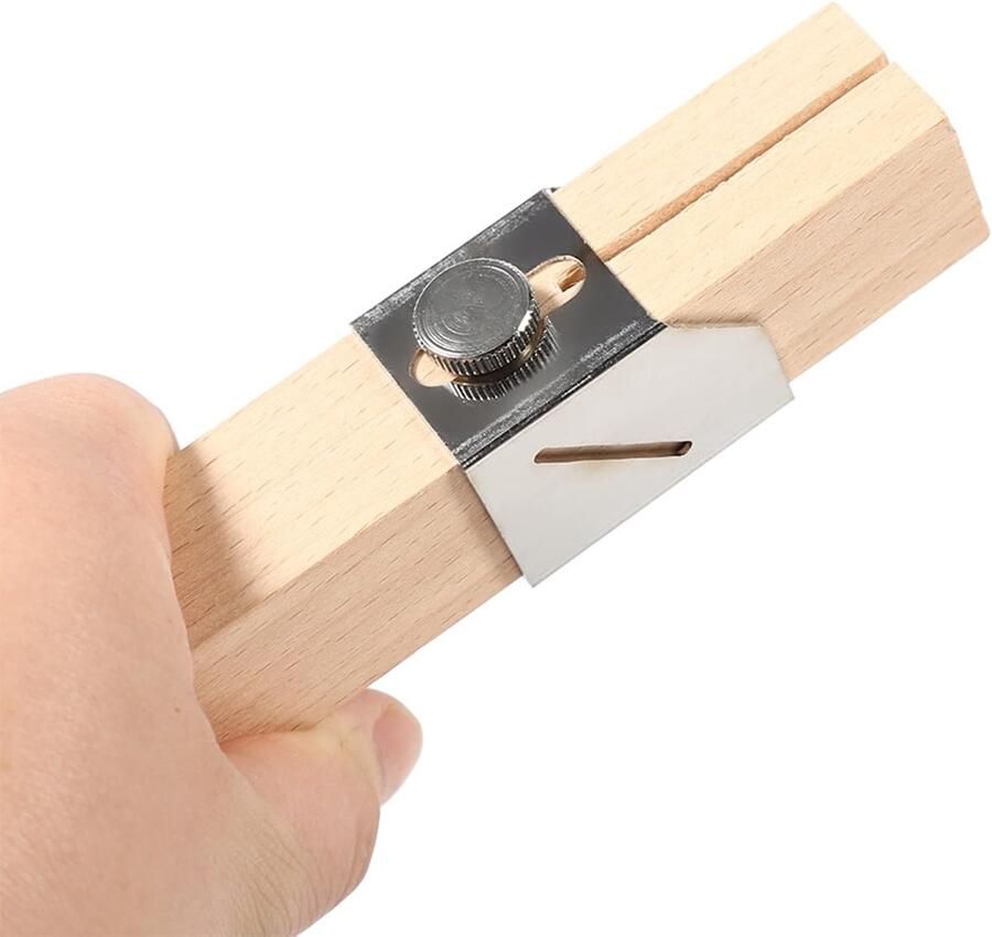 Praktische en Goedkope Plastic Flessen Snijmachine Draagbare Gereedschappen voor het Maken van Koorden en Accessoires voor Buitenactiviteiten
