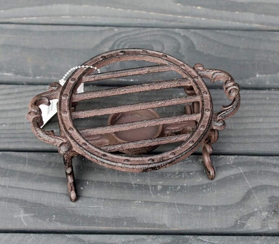 Rechaud Stoofpot Rond Warmhoudplaat Tafeldecoratie Thee Koffie Warmhouden Handgemaakt Gietijzer 12.5cm Diameter 7cm Hoog Antiek Bruin