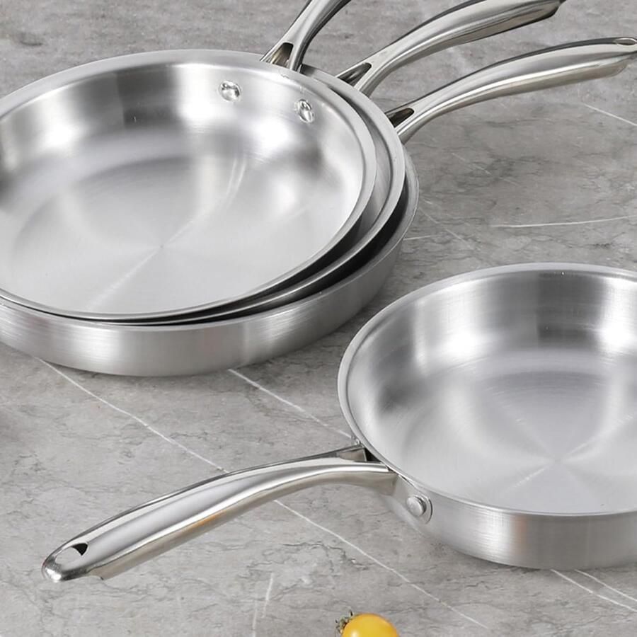 Roestvrijstalen Koekenpan Antiaanbakpan Koekenpan Koken en Bakken Gelijkmatige Warmteverdeling 24-30 cm Zilver