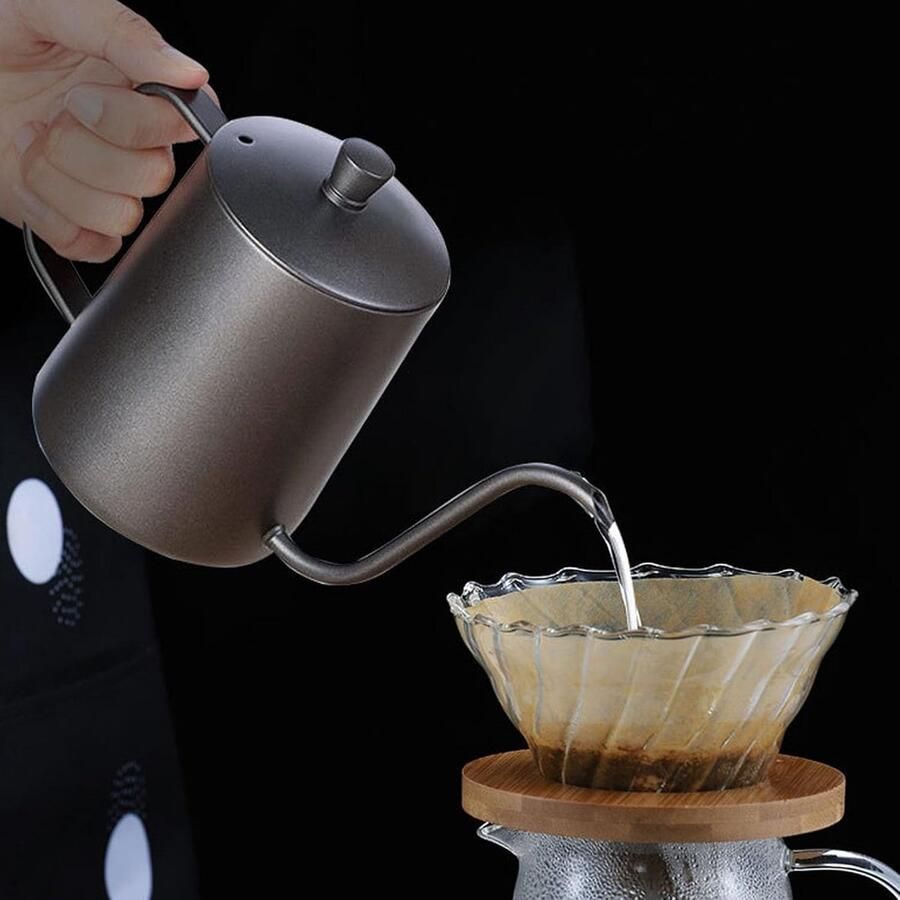 Rvs Pourover Waterkoker Koffieketel Druppel Koffie Zetten Nauwkeurige Tuit Controle 250 ml Capaciteit Meerkleurig