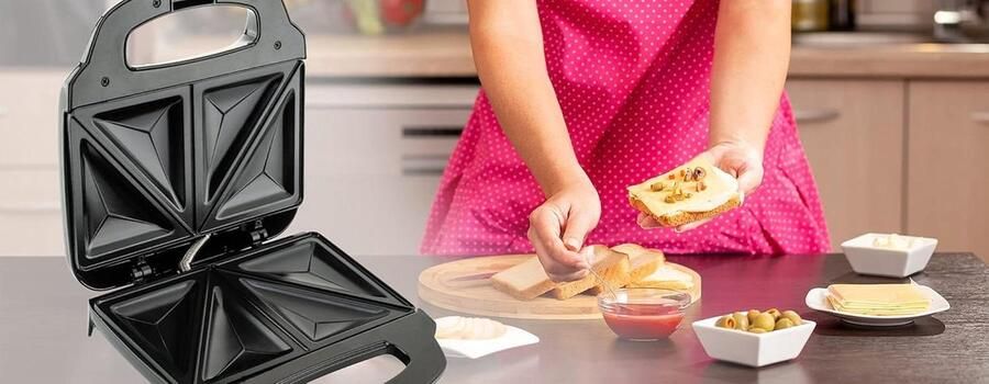 Sandwichmaker Tosti Apparaat Snelle Snacks Maken Anti-aanbak Platen 4 Stuks Zwart