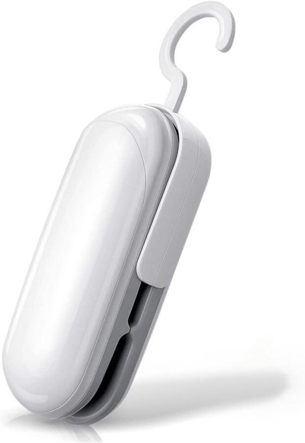 Sealmachine Handmatige warmteverzegelaar Met haak 2-in-1 mini-verzegelaar en snijder Draagbare zakverzegelaar voor het bewaren van snacks en andere voedingsmiddelen Batterijen niet inbegrepen