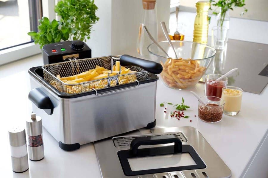 Semi-professionele friteuse met 4 liter inhoud en thermostaat