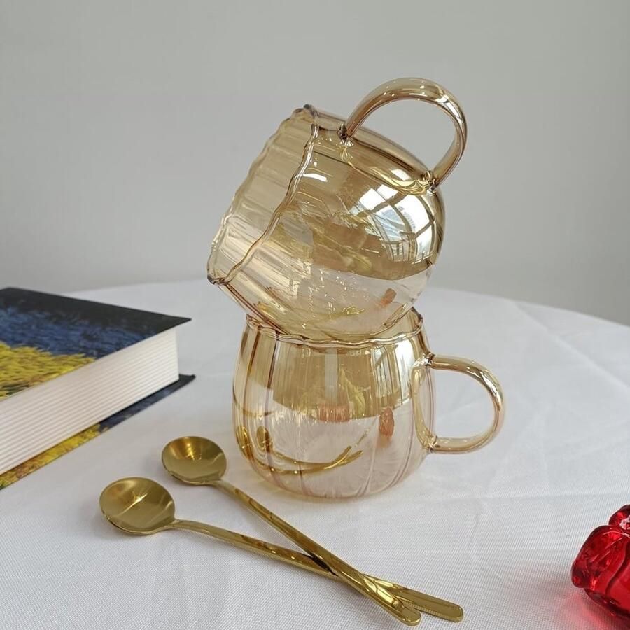 Set (2 mokken+2 lepels) 350ml drinkglazen met handvat heldere glazen bekers voor warme of koude dranken zoals cappuccino latte cacao en thee (amber)
