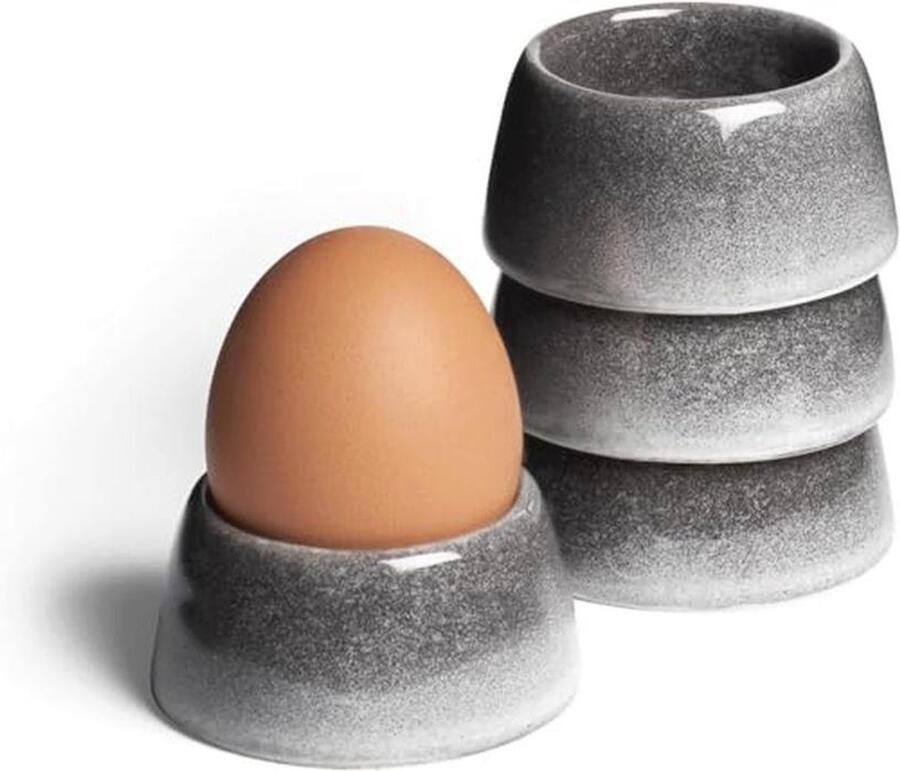 Set van 4 Elegante Aardewerk Eierdopjes voor een Scandinavisch Ontbijt