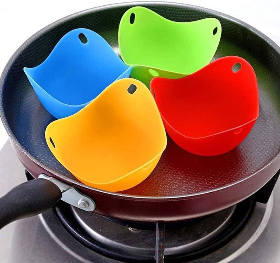 Set van 4 siliconen eierstroper voor gepocheerde eieren kleurrijk kookgerei voor stoompan en magnetron