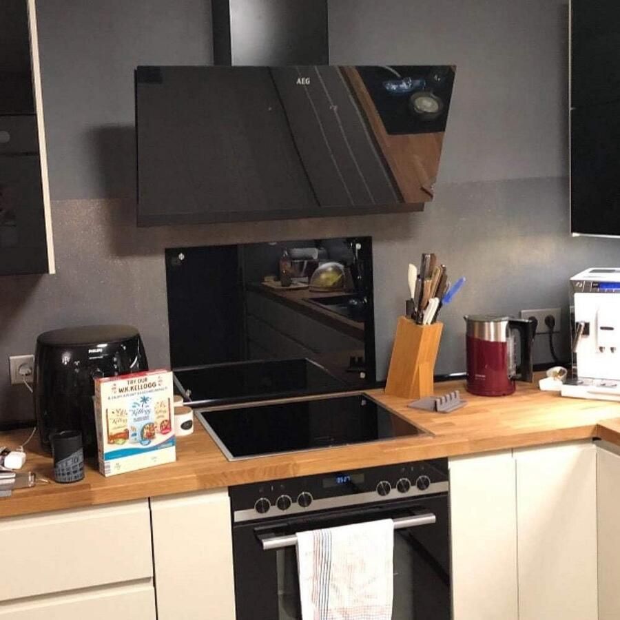 Spatbescherming Keukenachterwand van 6 mm ESG-veiligheidsglas Hittebestendige Glasplaat voor Fornuis en Tegels 70 x 50 cm Zwart