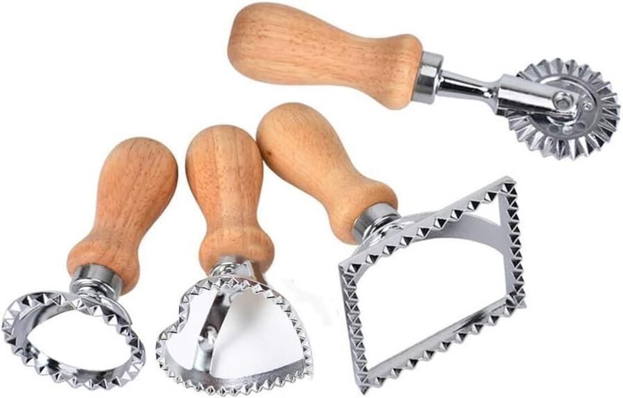 Stempelset 4 stuks Pasta-maakgereedschap Vierkante Ronde Hart Wiel Maker Vorm met Houten Handvat voor Ravioli Empanadillas Koekjes Dumplings