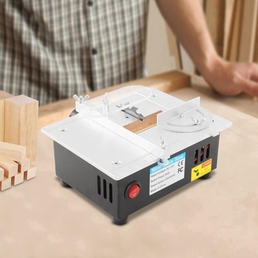 Tafelzaag Mini Table Saw 5000 RPM Vermogen 15 mm Zaagdiepte Aluminiumlegering Voor Houtbewerking
