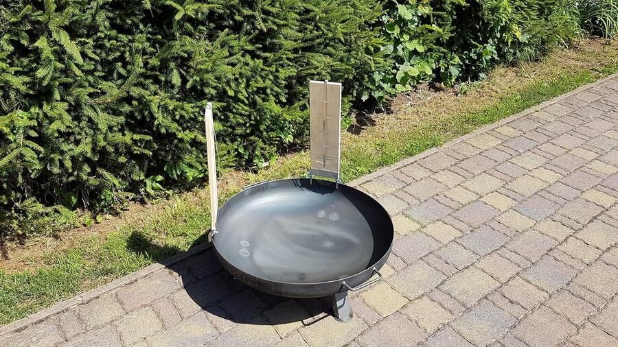 Vuurplaats met 2 zalmplanken en roestvrijstalen houders Perfect voor BBQ en grillen