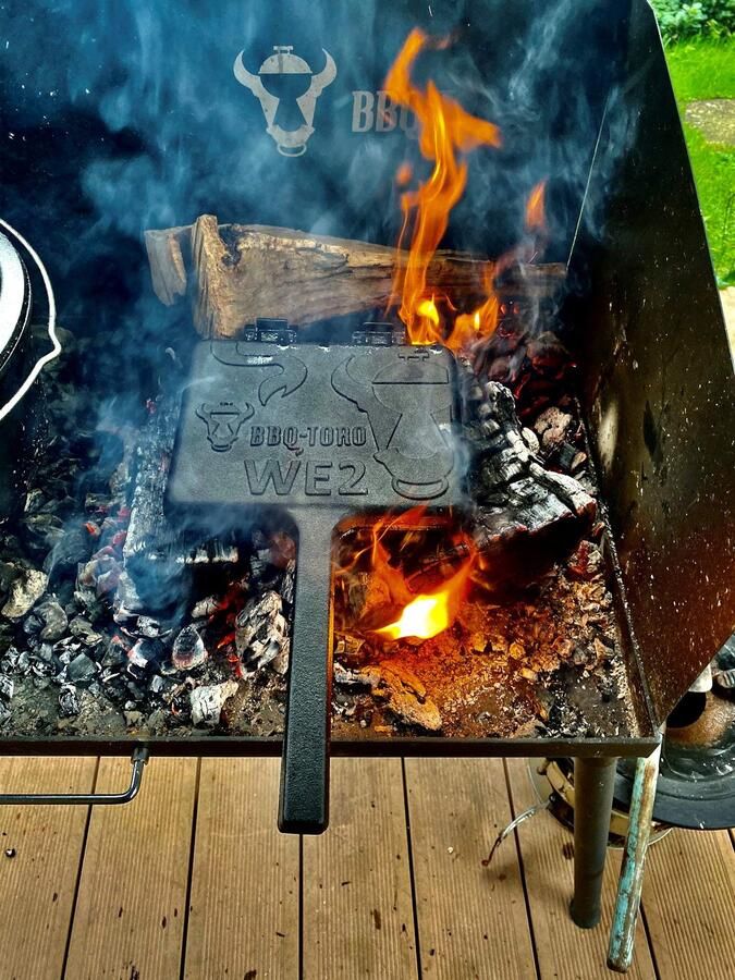 Wafelijzer sandwichijzer rechthoekig dubbele vorm van gietijzer zwart al ingebrand