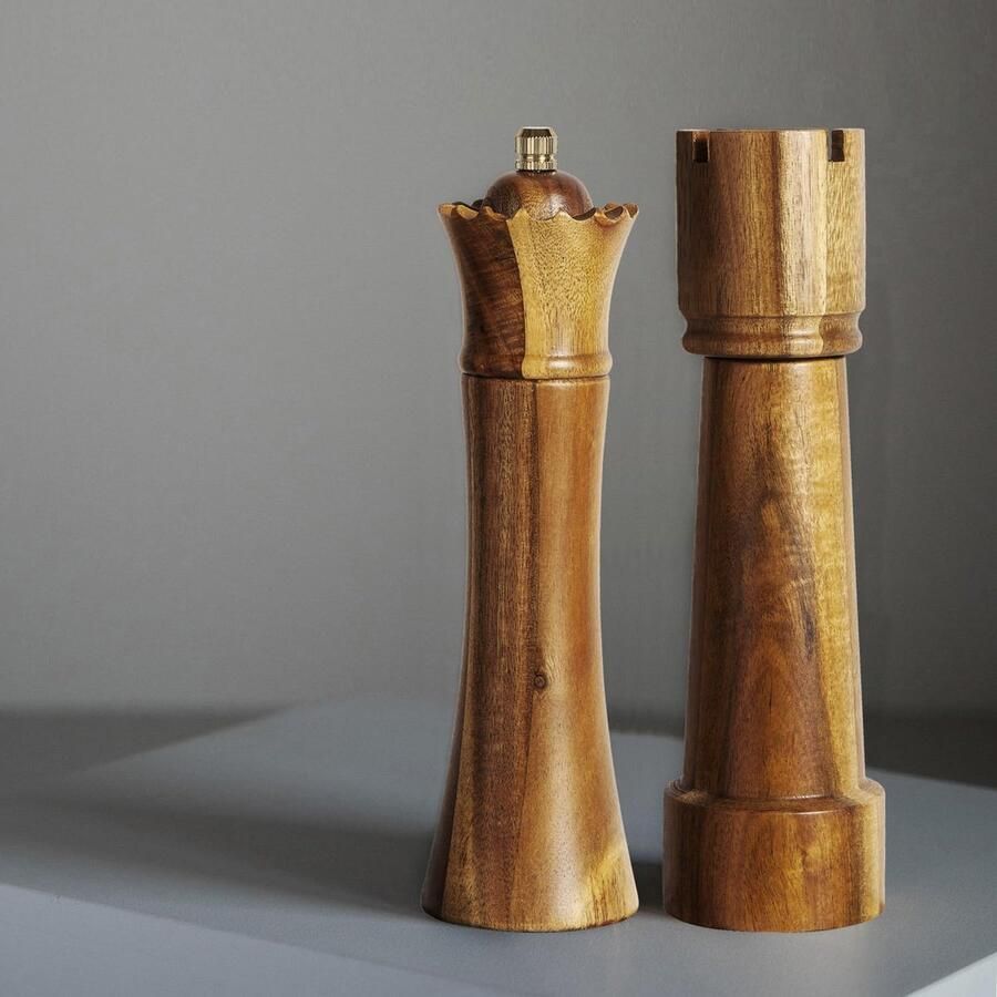 Zout- en Pepermolen Set met Schaakbordontwerp van Hout Handmatige Zout- en Pepermolen met Keramisch Mechanisme Kleine Maat 20cm