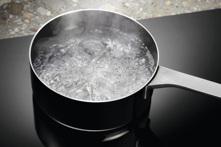 Electrolux EIS8134 Zwart Ingebouwd 80 cm Inductiekookplaat zones 4 zone(s)