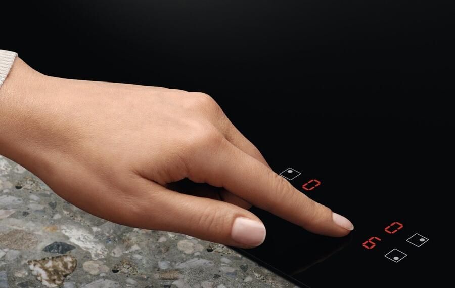 Electrolux Serie 300 LIB60420CK Zwart Ingebouwd 59 cm Inductiekookplaat zones 4 zone(s)