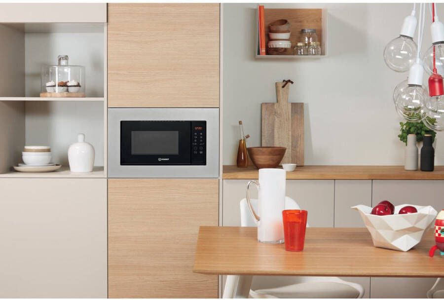 Indesit MWI 120 GX Inbouwmagnetron met grill 20 L 800 W RVS