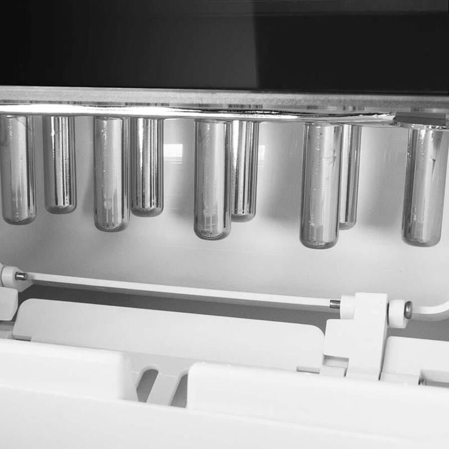 Kitchencook CUBEO BLACK Ijsblokjesmachine 12 kg 24u 1.3 Liter 2 Maten Ijsblokjes Zwart