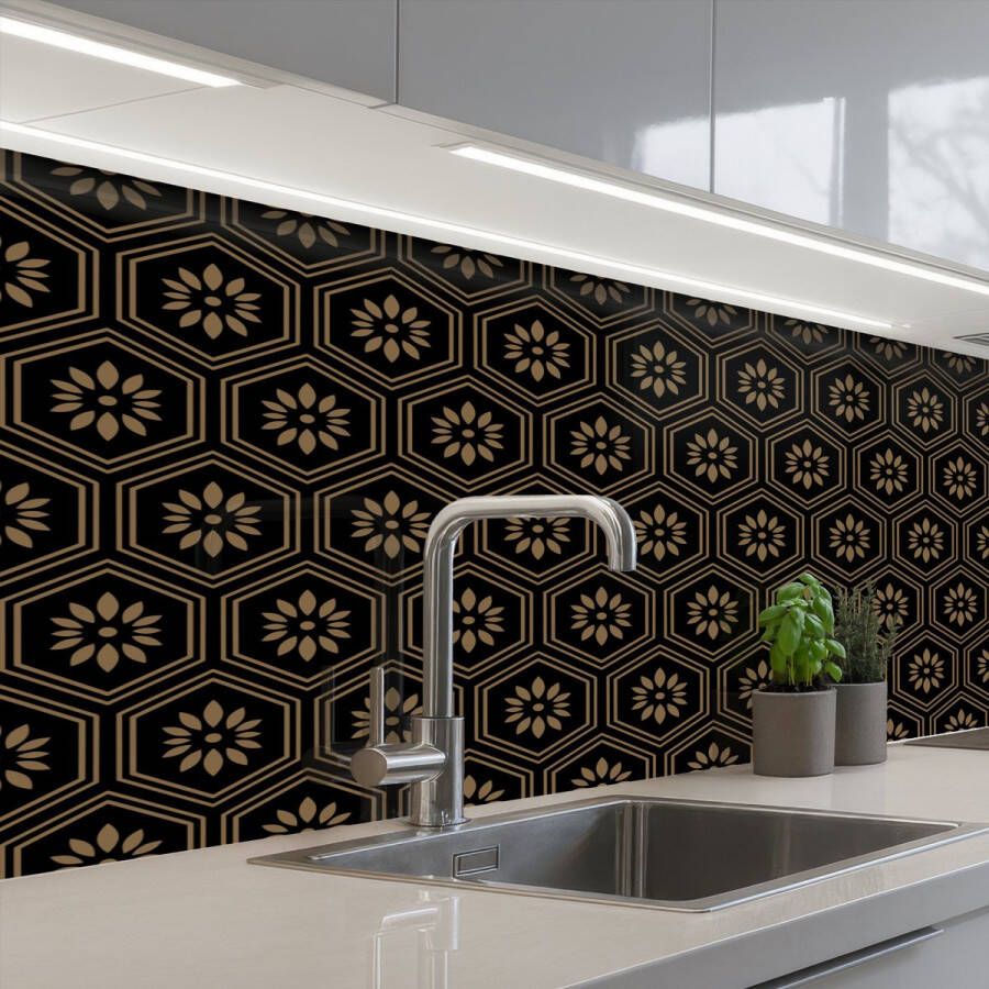 KitchenYeah Keuken achterwand 200x80 cm Spatscherm zelfklevend Bloemen Goud Hexagon Muurbeschermer Spatwand fornuis