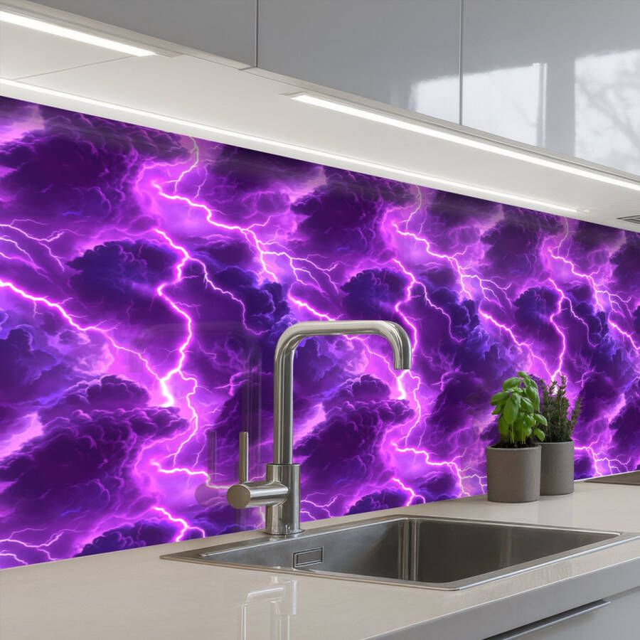 KitchenYeah Keuken achterwand 300x60 cm Spatscherm zelfklevend Paars Bliksem Wolken Muurbeschermer Spatwand fornuis