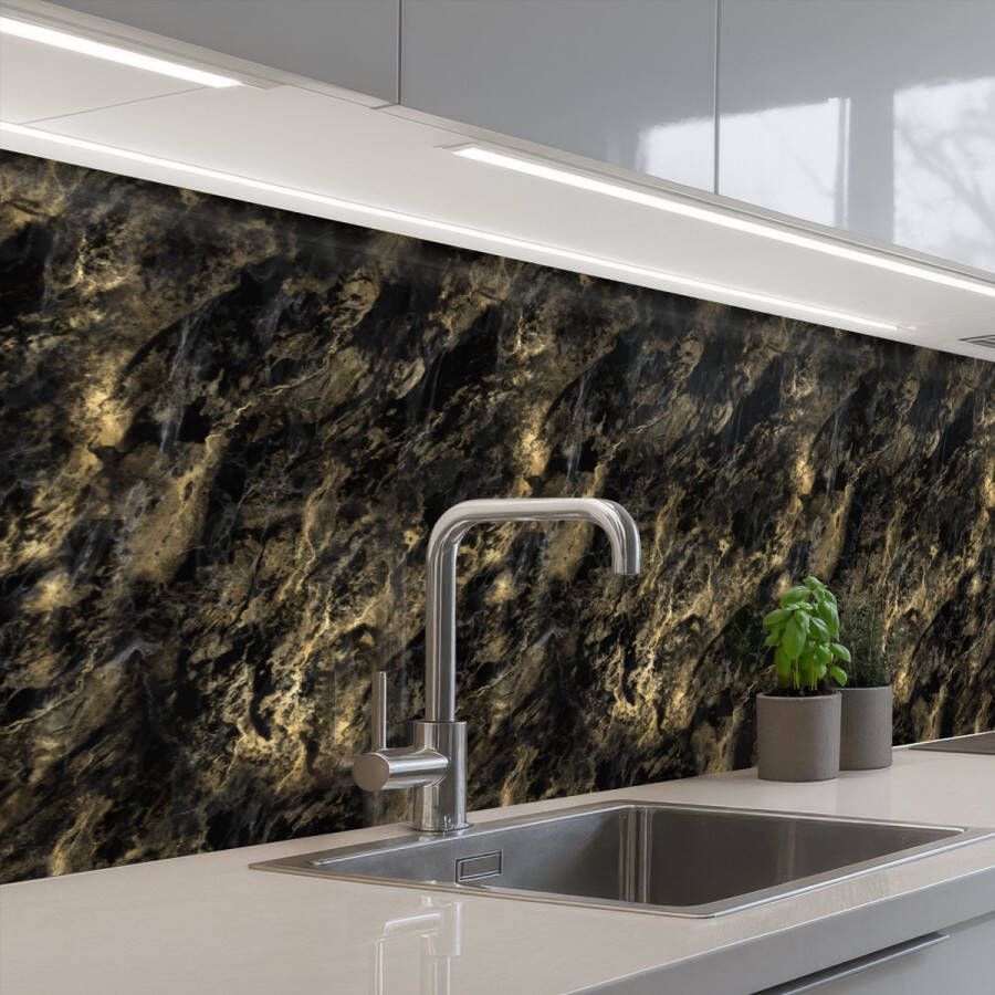 KitchenYeah Keuken achterwand 400x80 cm Spatscherm zelfklevend Marmer Zwart Goud Muurbeschermer Spatwand fornuis
