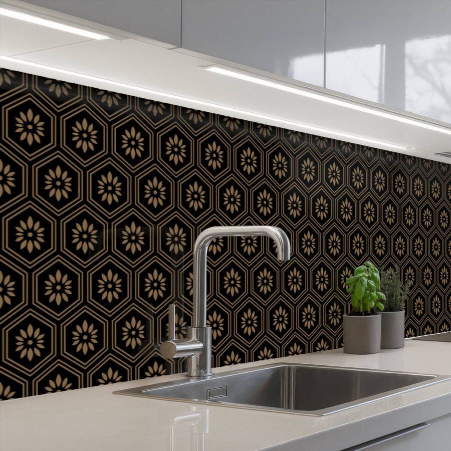 KitchenYeah Keuken achterwand 500x80 cm Spatscherm zelfklevend Bloemen Goud Hexagon Muurbeschermer Spatwand fornuis