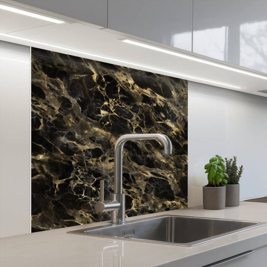 KitchenYeah Keuken achterwand 80x80 cm Spatscherm zelfklevend Kristal Goud Zwart Marmer print Muurbeschermer Spatwand fornuis
