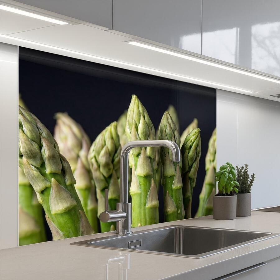 KitchenYeah Keuken achterwand 100x80 cm Spatscherm zelfklevend Asperges Groen Zwart Muurbeschermer Spatwand fornuis